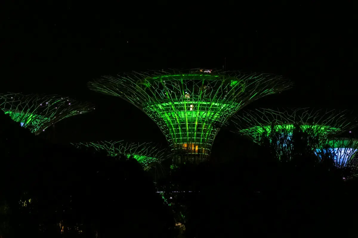 Sentosa & Marina Bay: Singapore Data Guide 2026