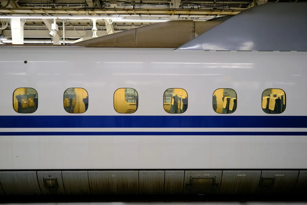Suica, IC Cards & the Shinkansen: Japan Transport Guide 2026