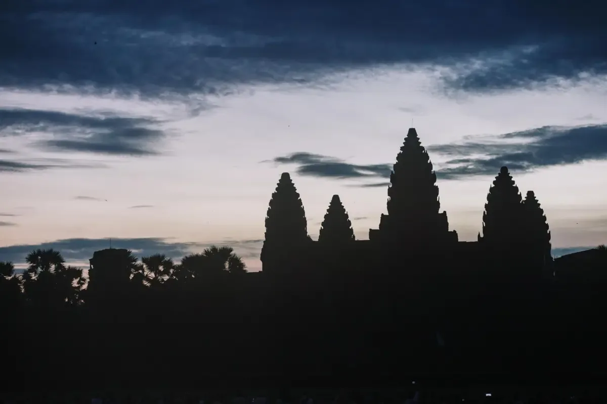 WhatsApp, VoIP & Telegram in Cambodia 2026: What Works and What Does Not