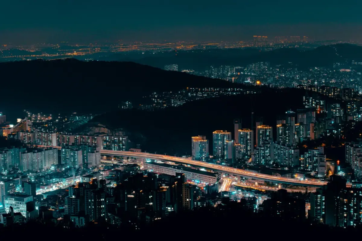 WhatsApp, KakaoTalk & VoIP in South Korea 2026: What Works and What Does Not